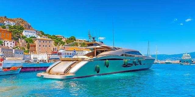 Sleek-motor-yacht-in-Hydr-Saronic-Greece
