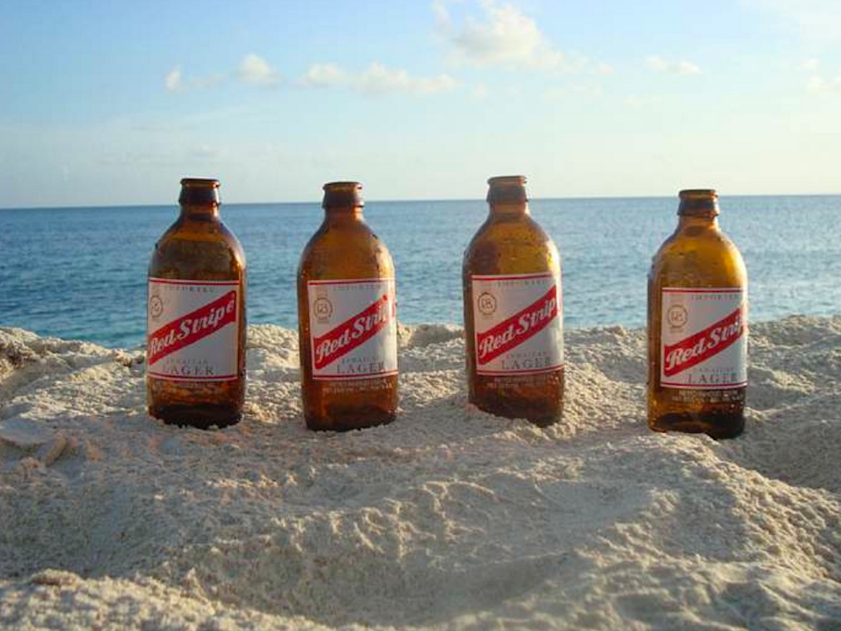 Segeln und Feiern – Der Ultimative Karibik-Partyinsel-Guide 2025 1 Partyinseln in der Karibik