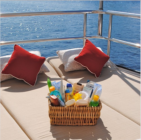 eco-friendly products and fashion sailors will love