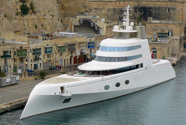 Superyacht-A lxusyachten weltweit