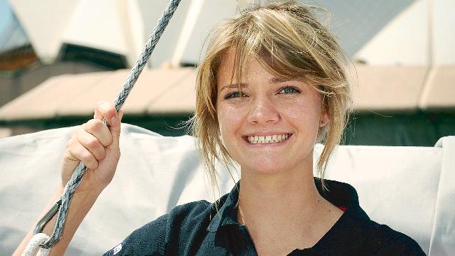 Top 10 der berühmten Seglerinnen, die Sie kennen sollten 9 jessica watson dkshhm