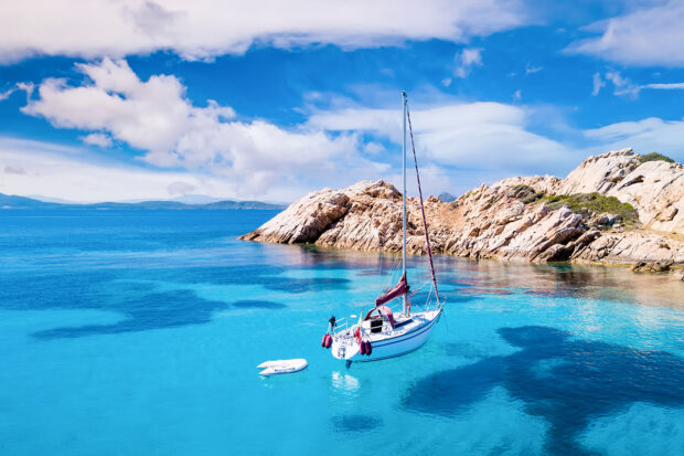 spain sailing reiseziele in der herbstsonne