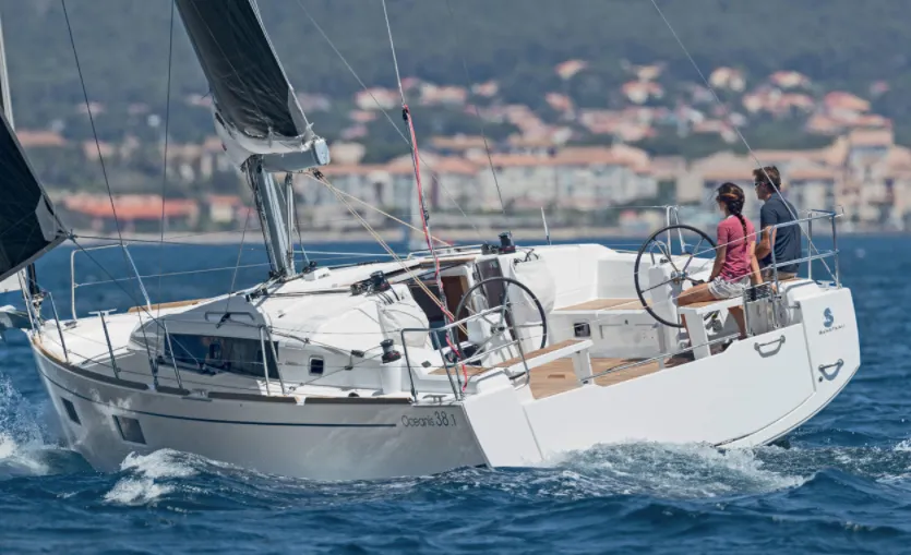 Sailboat-Beneteau-Oceanis-38.1 Sailboat Beneteau Oceanis 38.1