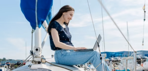 Pagina principale 6 working remotely from a boat in the Mediterranean