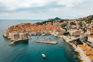 Home 3 spencer davis fWtJvFqyUQQ unsplash